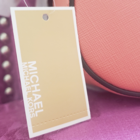 NWT Jet Set Saffiano Leather Crossbody - Picture 5 of 13